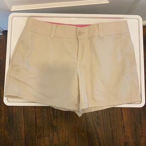 Lilly Pulitzer khaki shorts size 10